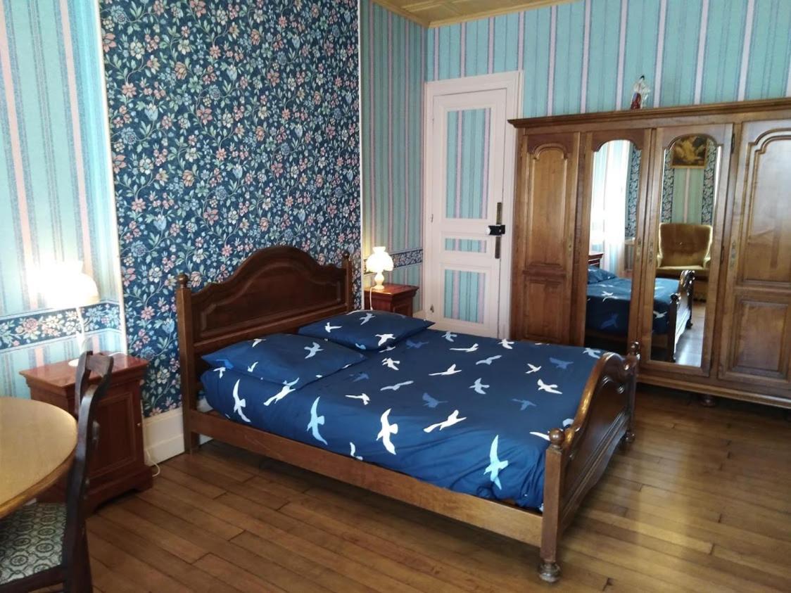 Le Point Du Jour Bed and Breakfast Revin  Εξωτερικό φωτογραφία