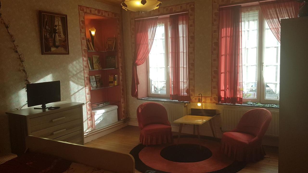 Le Point Du Jour Bed and Breakfast Revin  Εξωτερικό φωτογραφία