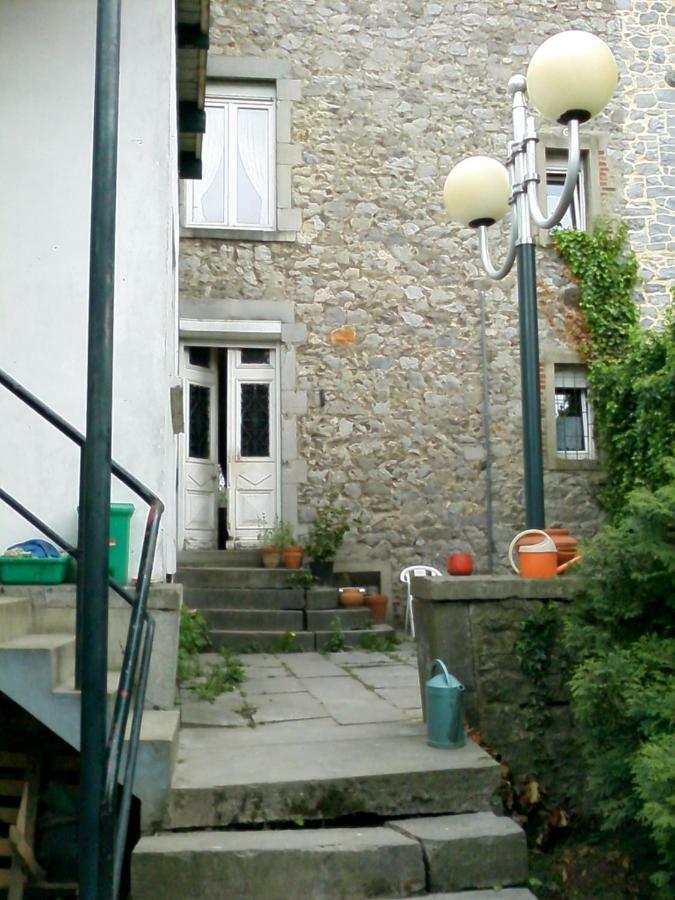 Le Point Du Jour Bed and Breakfast Revin  Εξωτερικό φωτογραφία